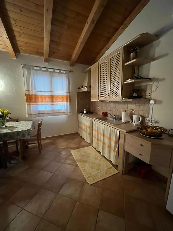Casa Nel Borgo Di San Pantaleo Villa Semesterbostad